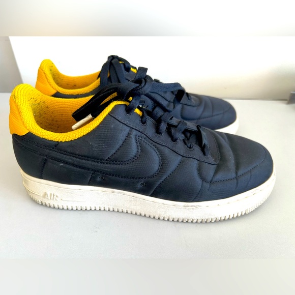 Air Force One - Picture 1 of 4